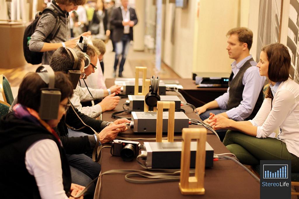 Audio Video Show 2015 - Słuchawki