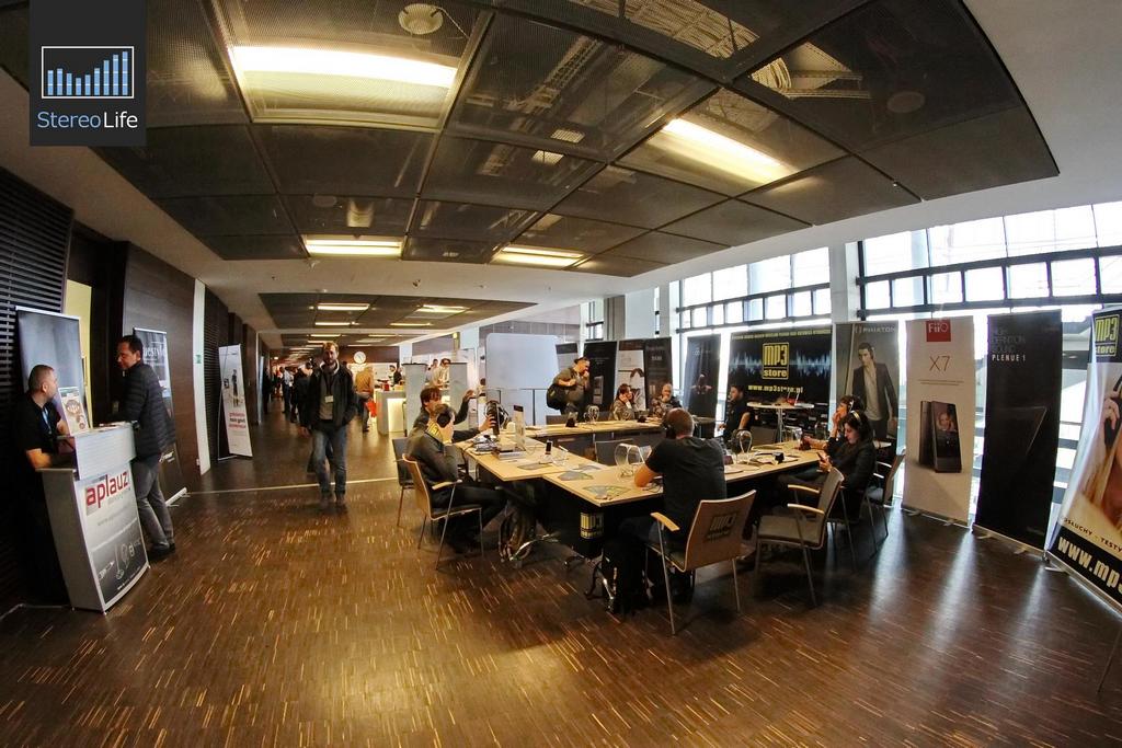 Audio Video Show 2015 - Słuchawki