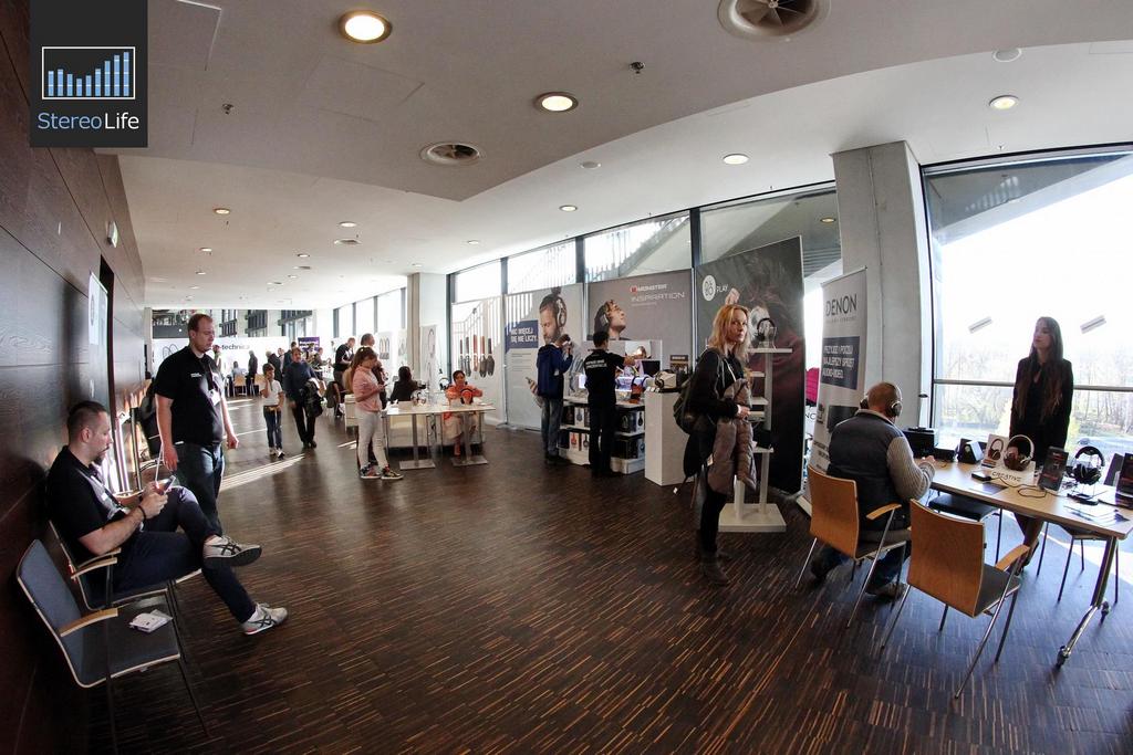 Audio Video Show 2015 - Słuchawki